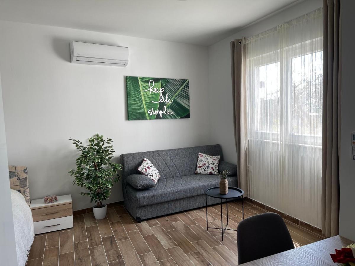 Apartmán Apartman Solin 2, Parking Exteriér fotografie