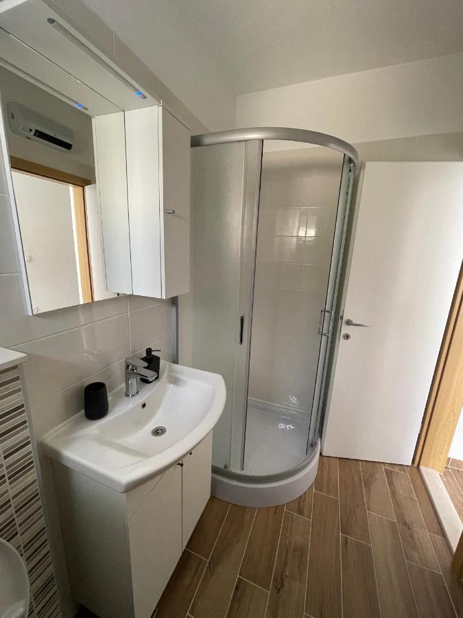 Apartmán Apartman Solin 2, Parking Exteriér fotografie